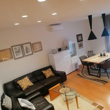 Apartment Pino Задар Екстер'єр фото