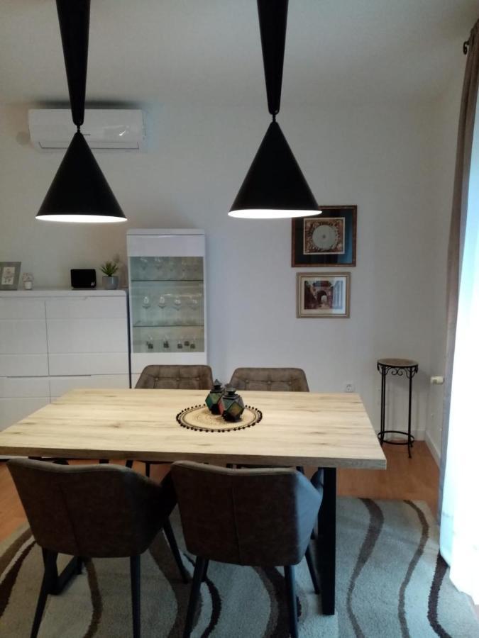 Apartment Pino Задар Екстер'єр фото