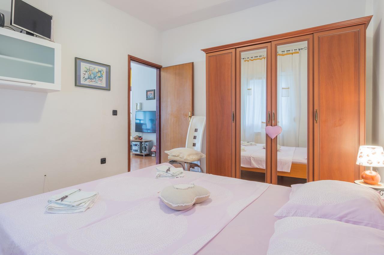 Apartment Pino Задар Екстер'єр фото